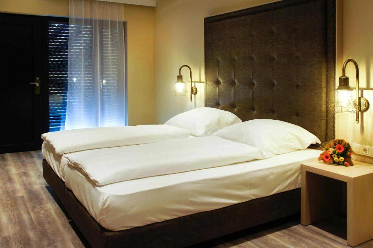 Hotel Athen Kelsterbach Frankfurt Airport Εξωτερικό φωτογραφία